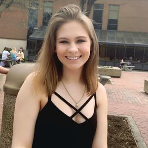 Meet your Posher, Hannah